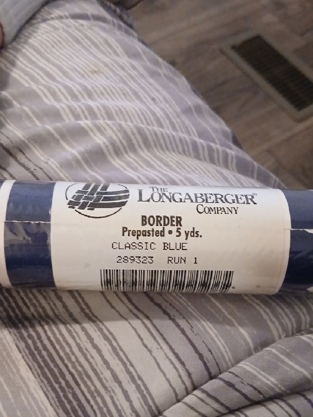 Longaberger Classic Blue Prepasted Border Wallpaper Roll - Picture 2 of 2